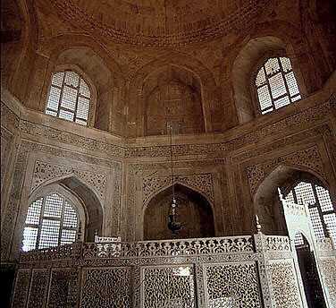 interior design of Taj Mahal